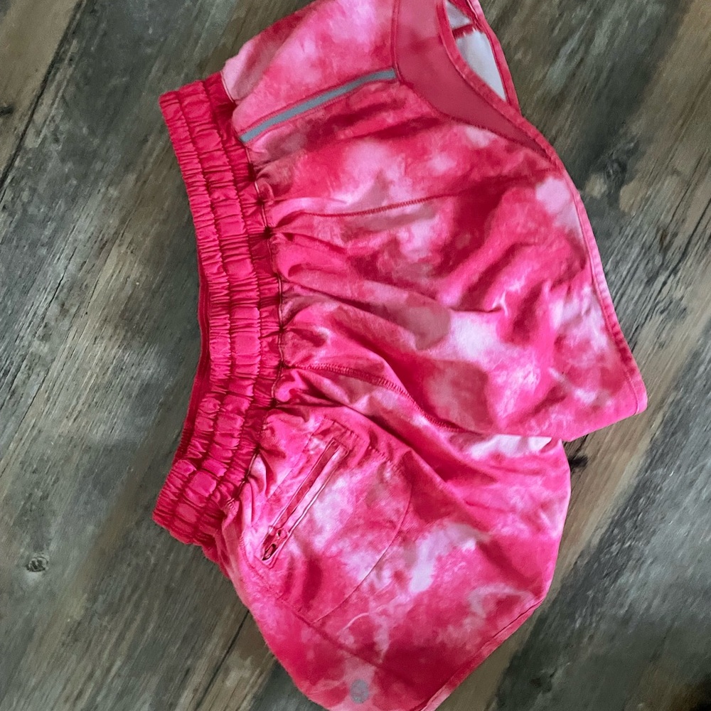 Lululemon size 8 pink tie dye